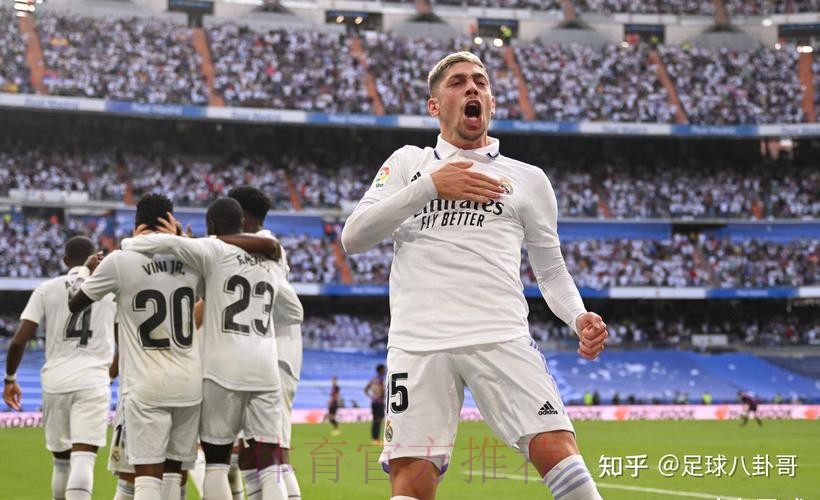 斯基拉:皇马领跑贝林厄姆争夺战 多特要价1.5亿欧